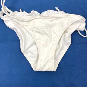Abercrombie & Fitch embroidered bottom